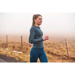 Ademend Hardloopshirt Met Lange Mouwen Voor Dames Skincare Light 16 Ademend Hardloopshirt Met Lange Mouwen Voor Dames Skincare Light -Belly Verkoopwinkel ademend hardloopshirt voor dames skincare light lange mouwen smaragdgroen 5