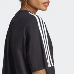 ADIDAS Essentials 3-Stripes Single Jersey Boyfriend T-shirtjurk -Belly Verkoopwinkel essentials 3 stripes single jersey boyfriend t shirtjurk 4